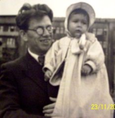 Люличев А.Н. с дочкой в 1956 г.